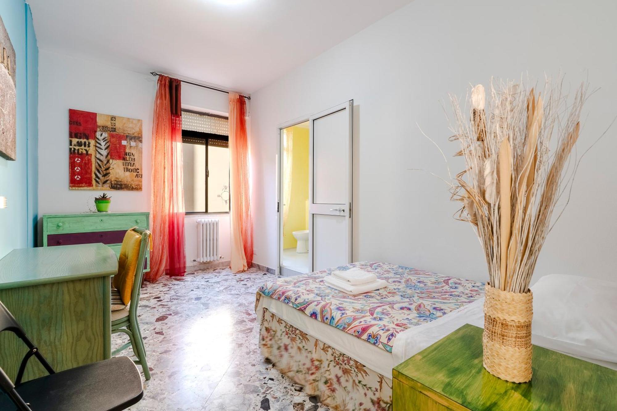 Casa Di Madre Antonia Hotel Бриндизи Екстериор снимка